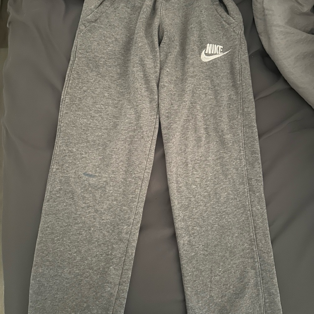 Youth kids Nike pants - small